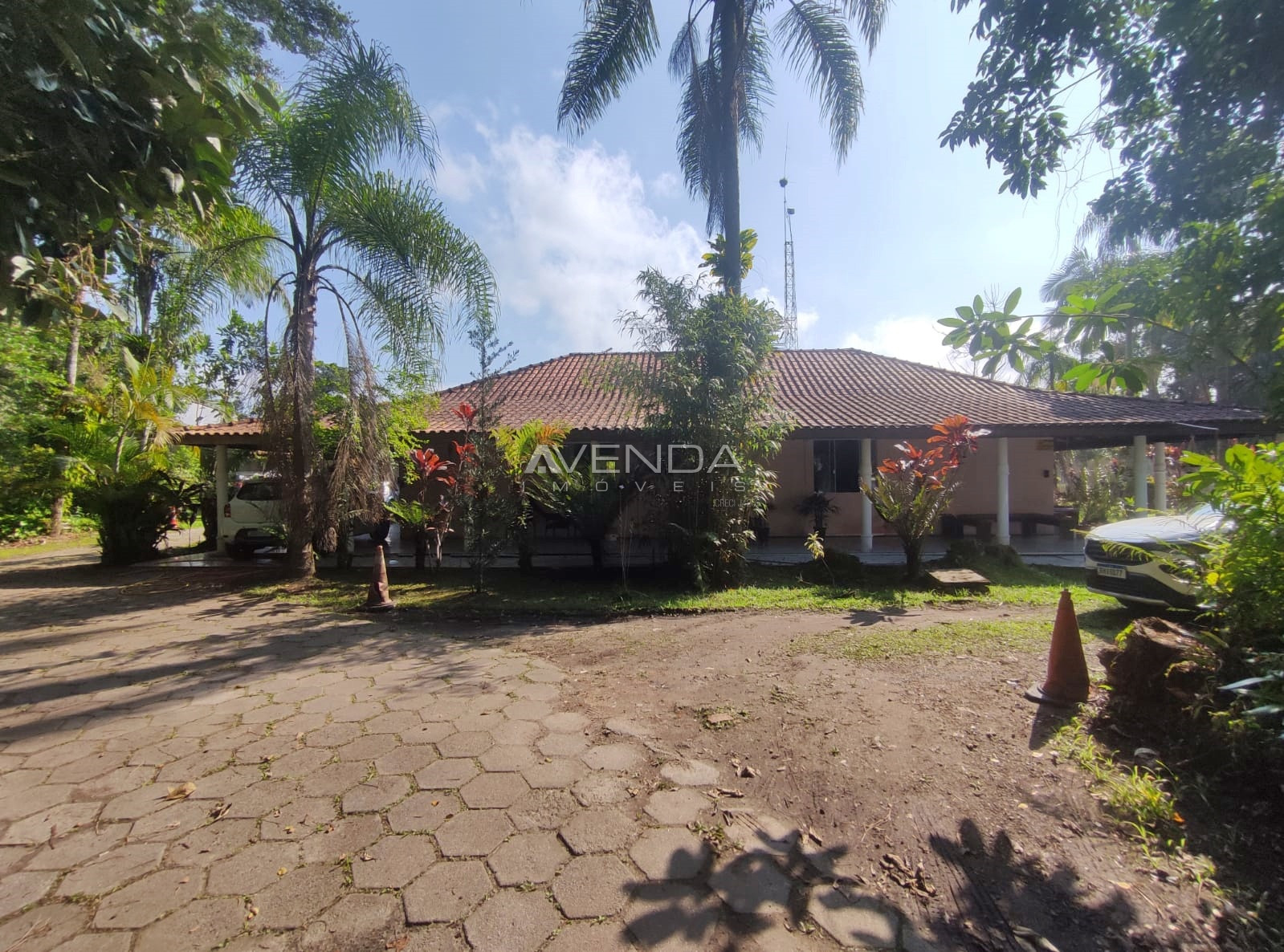 Chácara, 3 quartos, 4982 m² - Foto 1