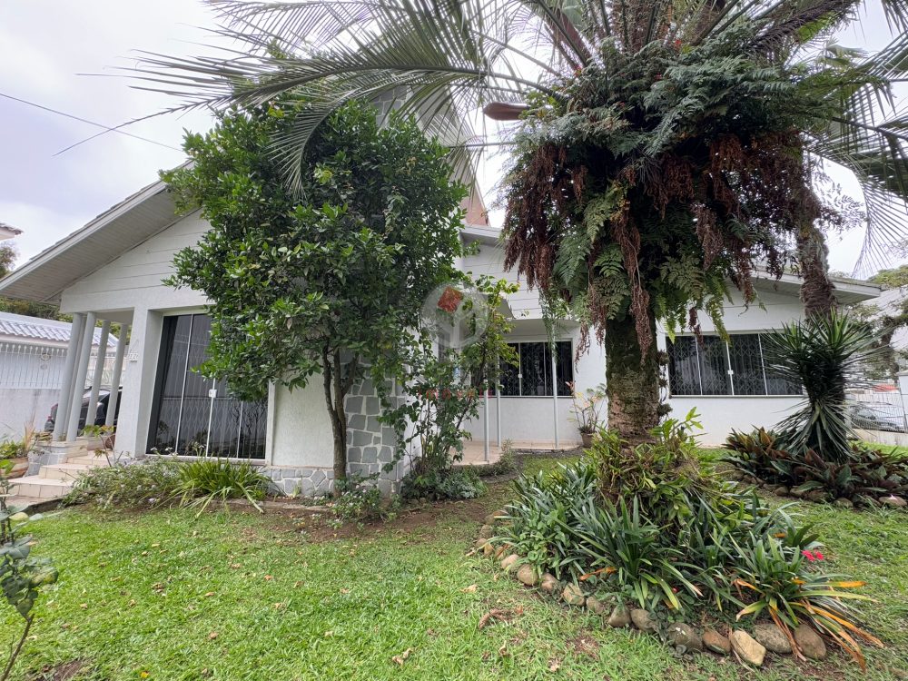 Casa à venda e para alugar em Portão, Curitiba — Portal Chave Fácil