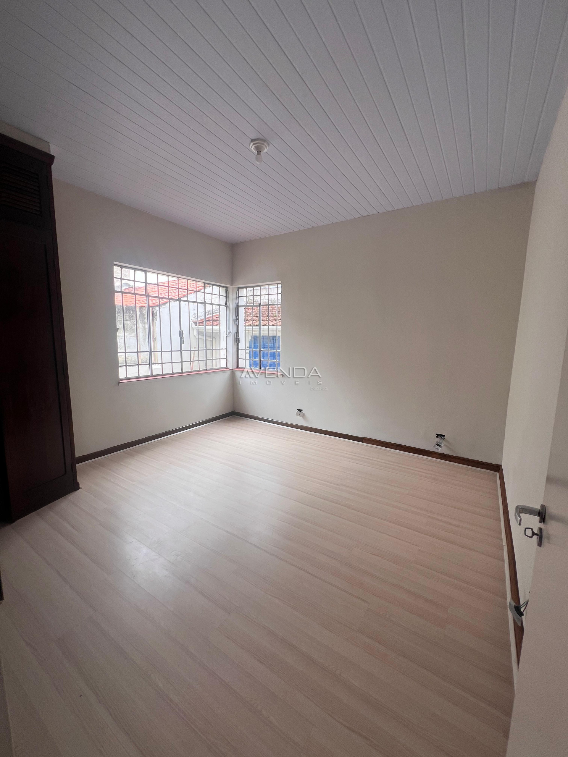 Casa, 6 quartos, 240 m² - Foto 33
