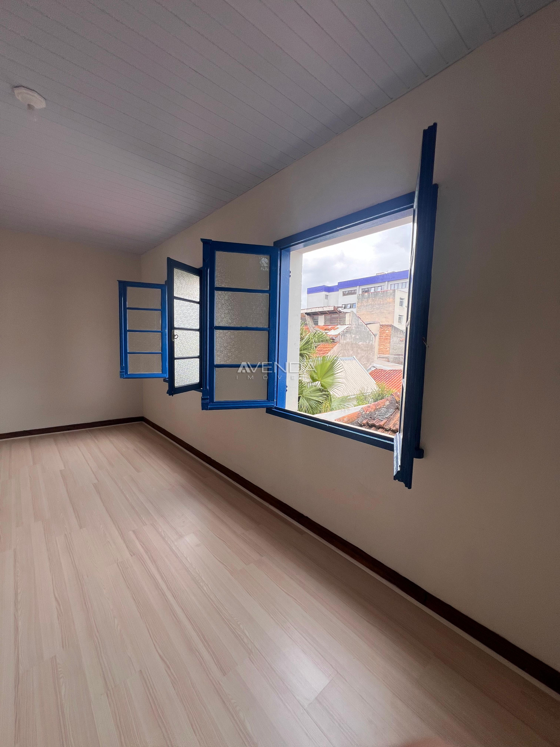 Casa, 6 quartos, 240 m² - Foto 29