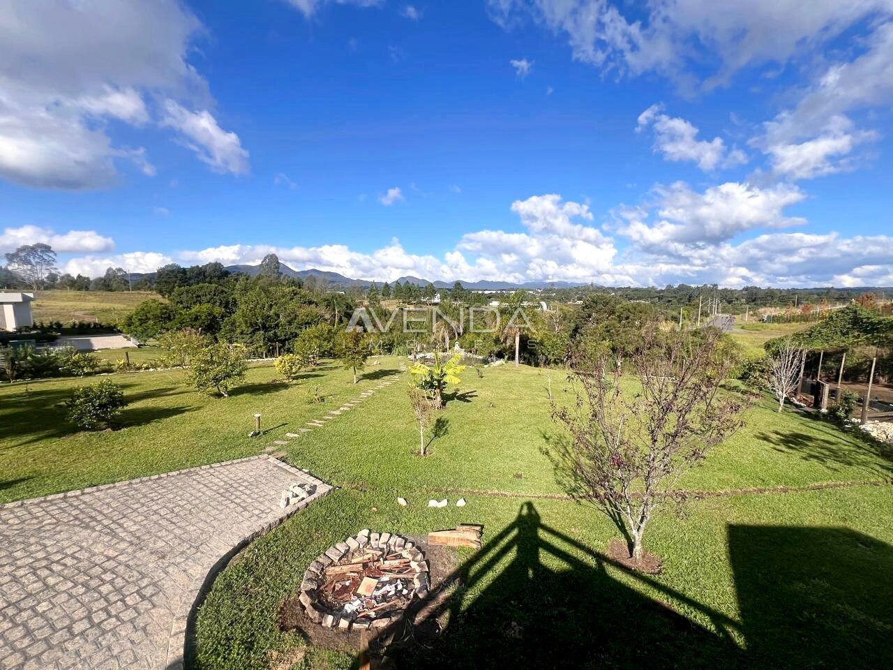 Chácara, 2 quartos, 200 m² - Foto 1