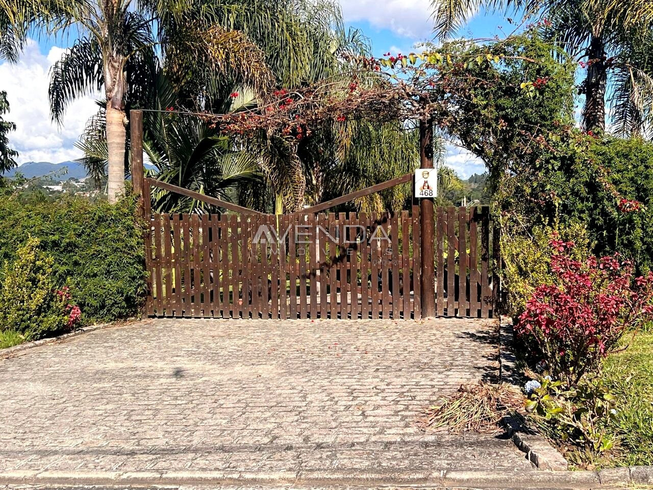 Chácara, 2 quartos, 200 m² - Foto 2