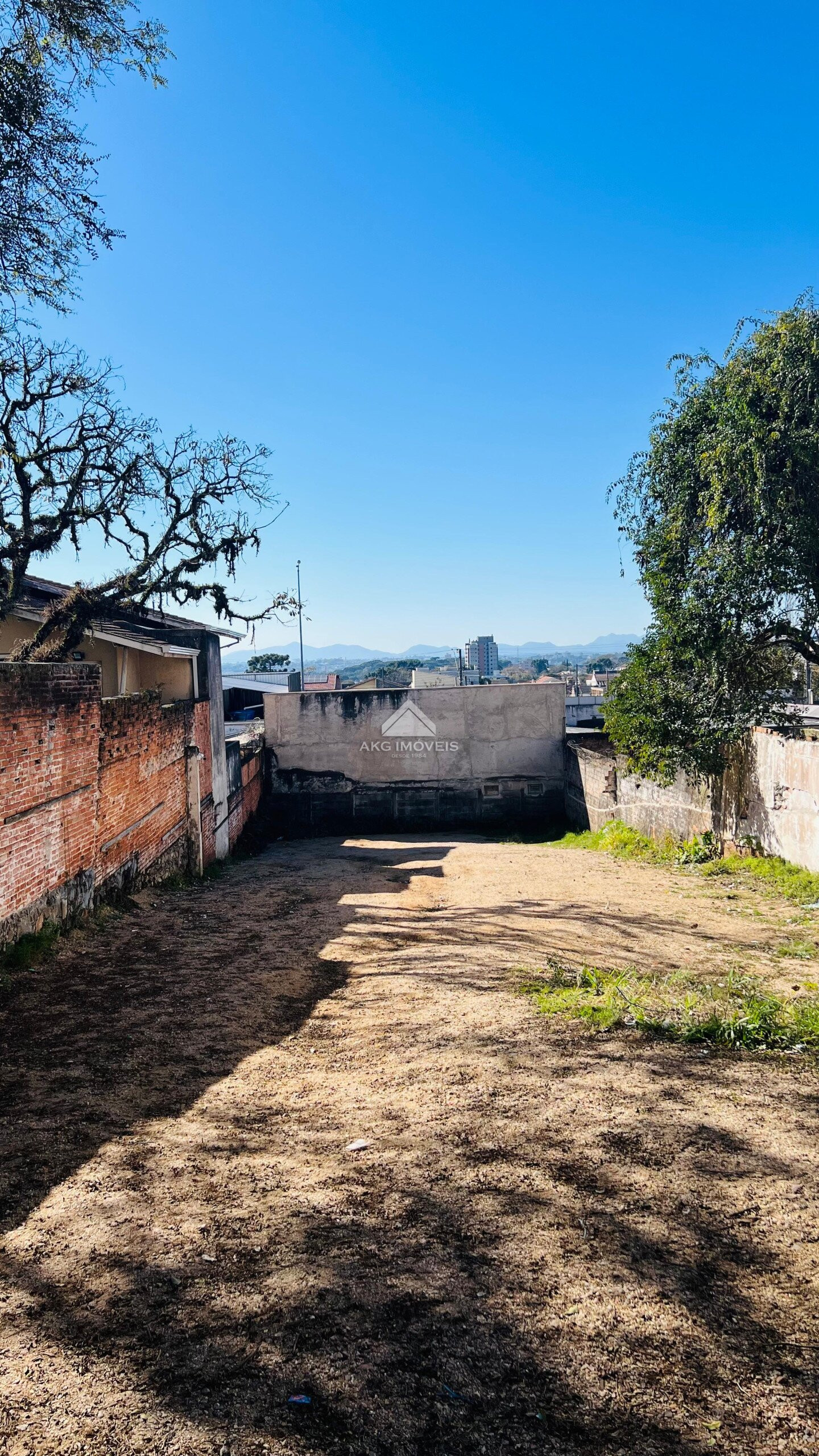 Terreno à venda em Cristo Rei, Curitiba — Portal Chave Fácil