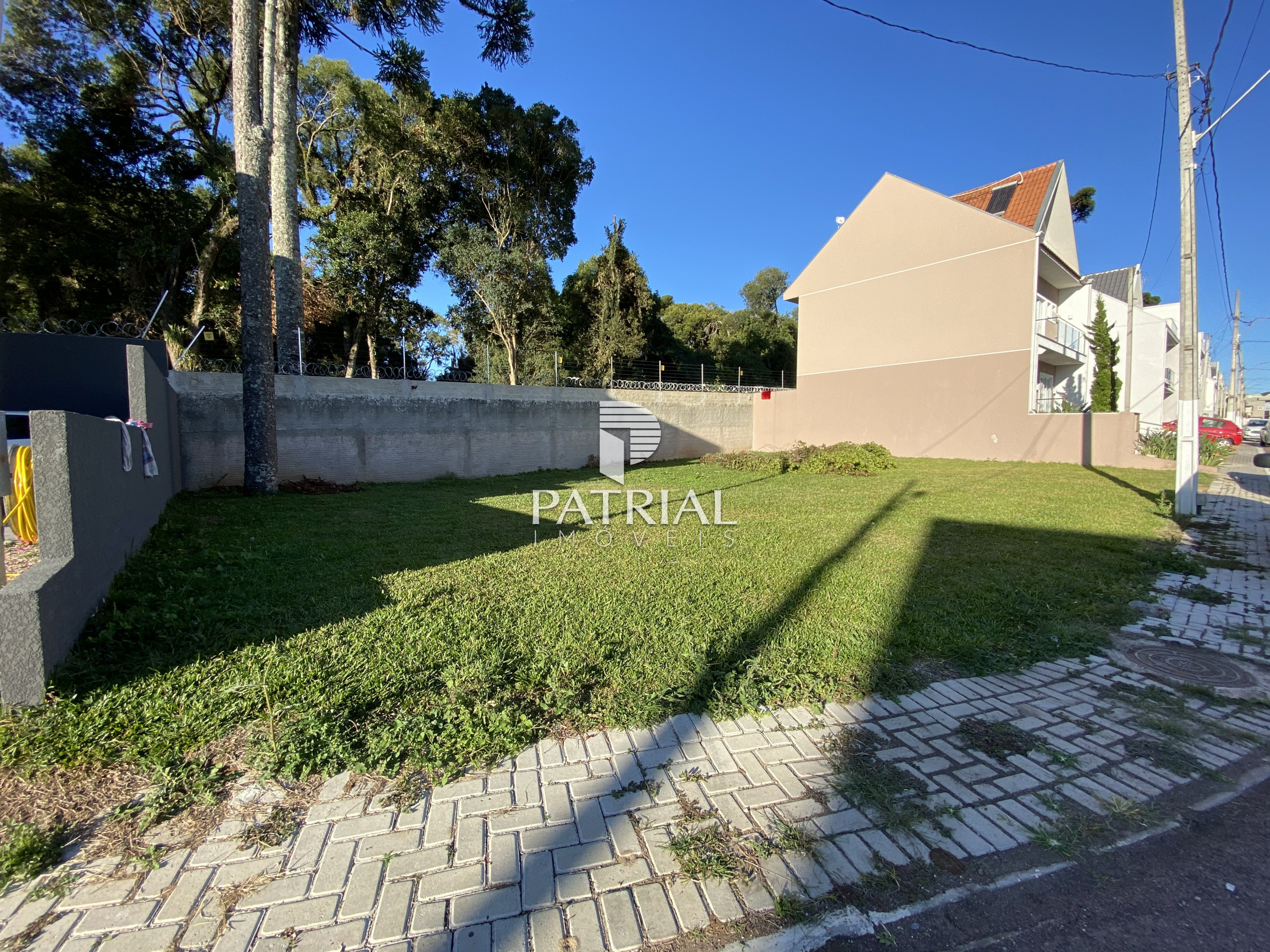Terrenos à venda em Pinheirinho, Curitiba - Imovelweb