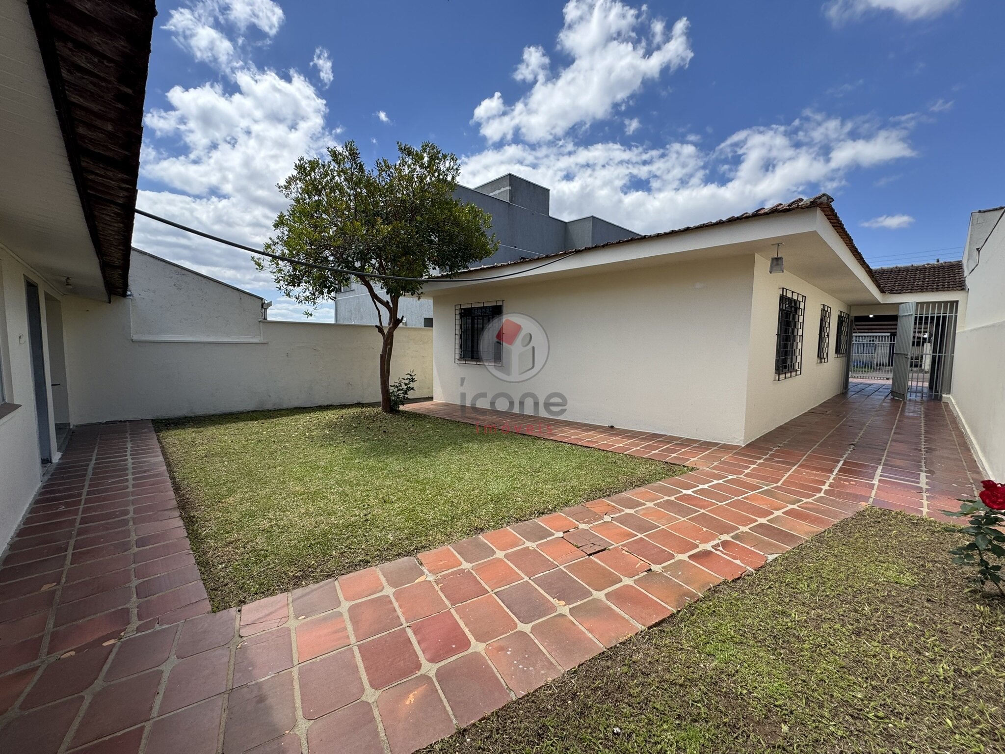 Casa à venda em Fazendinha, Curitiba — Portal Chave Fácil