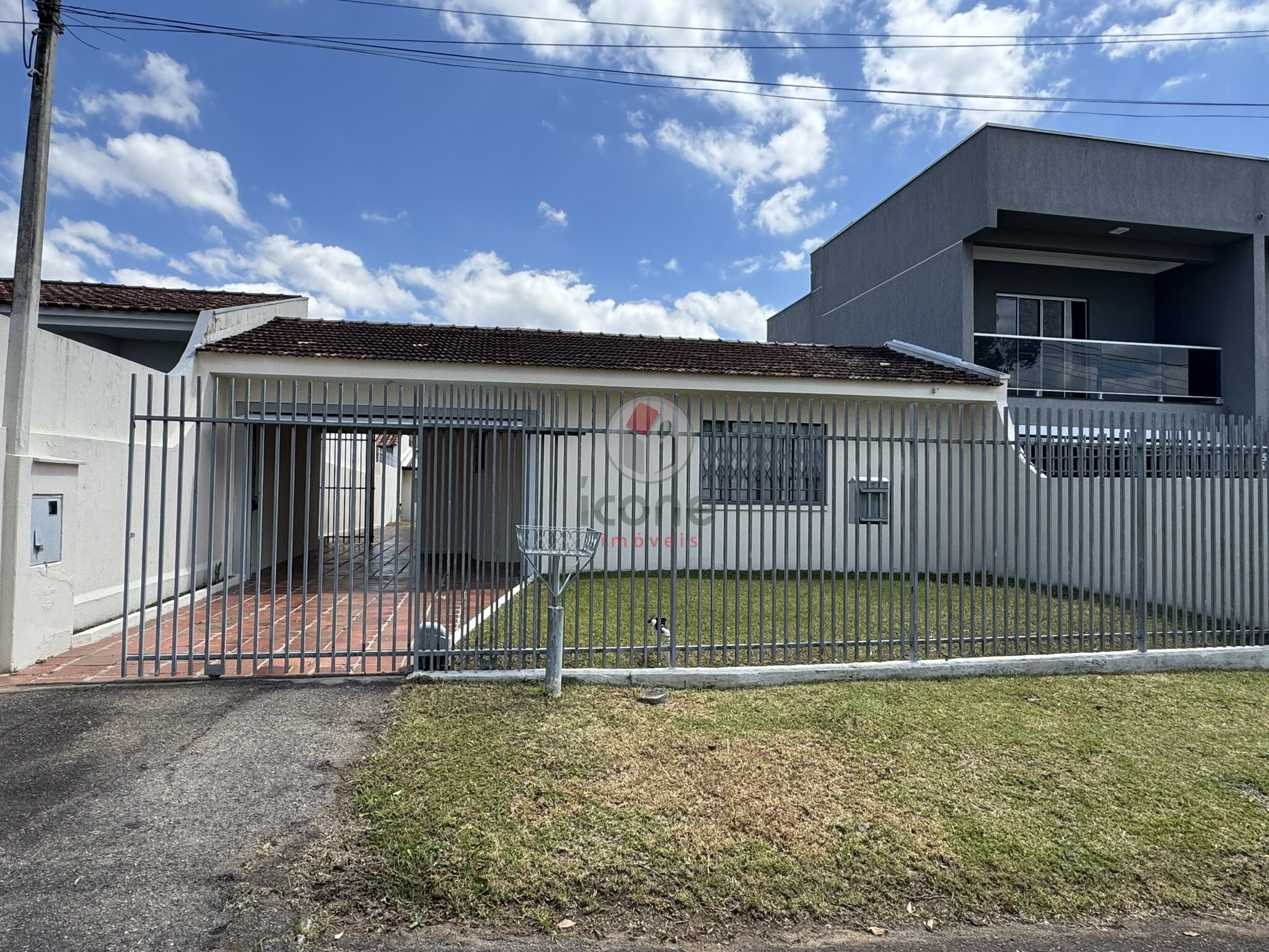 Casa à venda em Fazendinha, Curitiba — Portal Chave Fácil