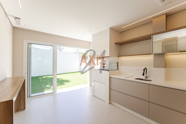 Casa em Condomínio no bairro Ecoville