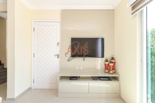 Sobrado em Condomínio no bairro Santa Felicidade