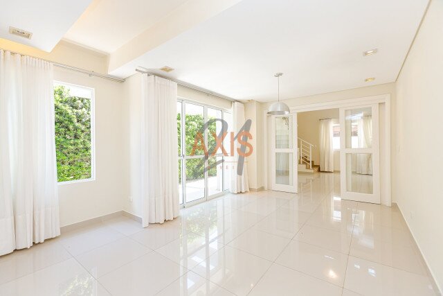 Casa em Condomínio no bairro São Braz