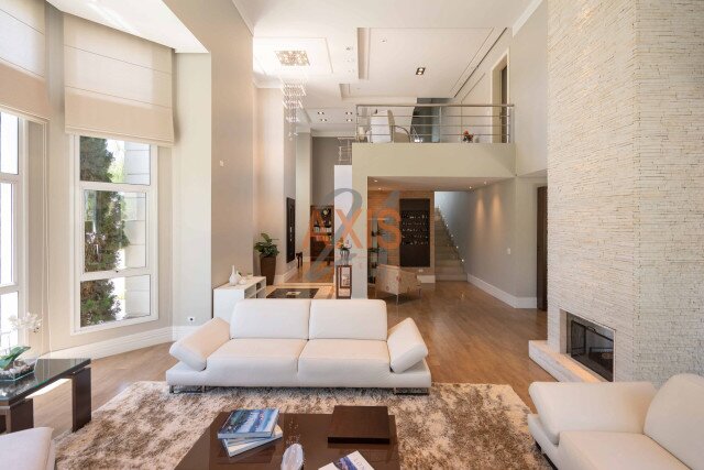 Casa em Condomínio no bairro Santa Felicidade