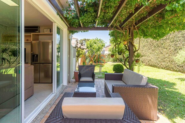 Casa em Condomínio no bairro Santa Felicidade