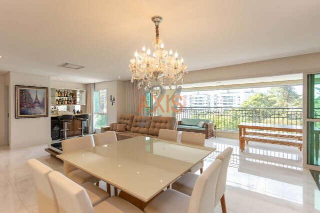 Apartamento no bairro Campo Comprido