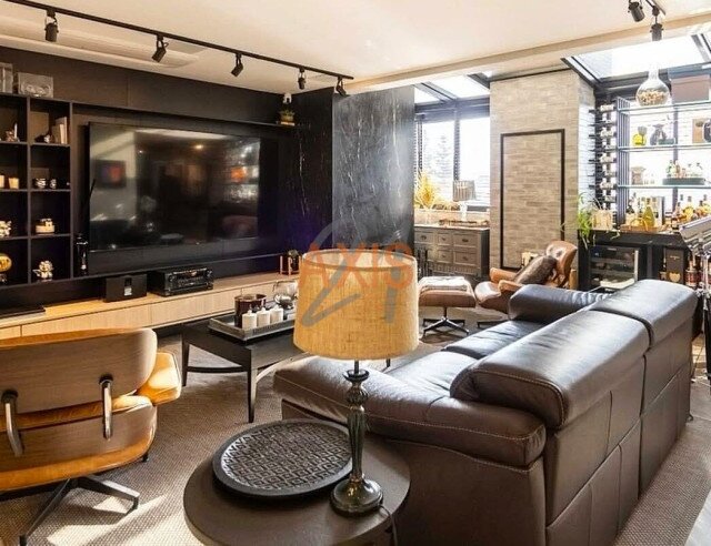 Cobertura Duplex no bairro Mercês