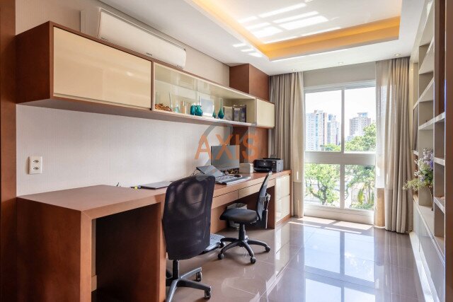 Cobertura Duplex no bairro Água Verde