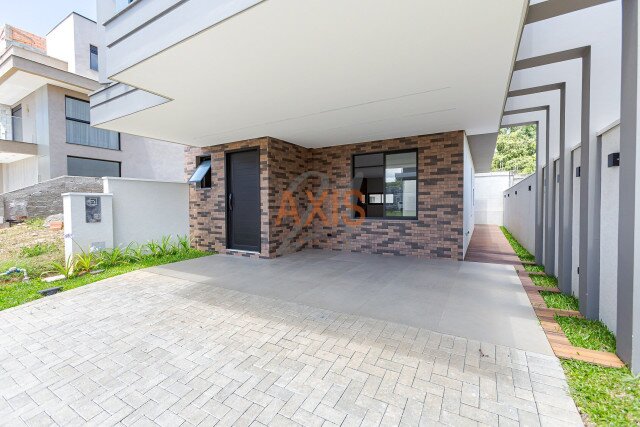 Casa em Condomínio no bairro Santa Cândida