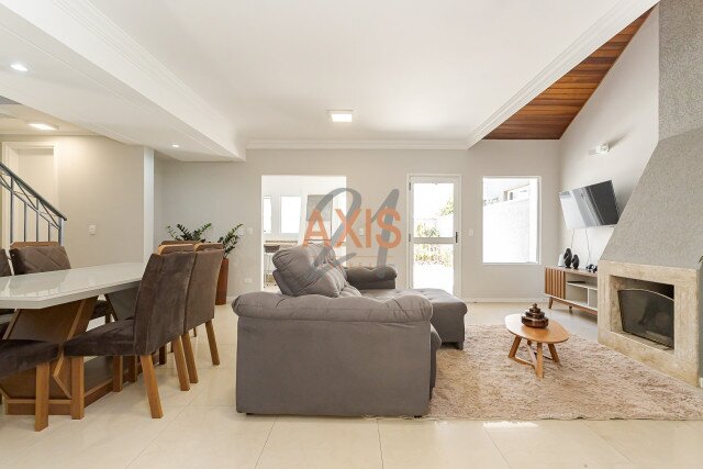 Casa em Condomínio no bairro Orleans