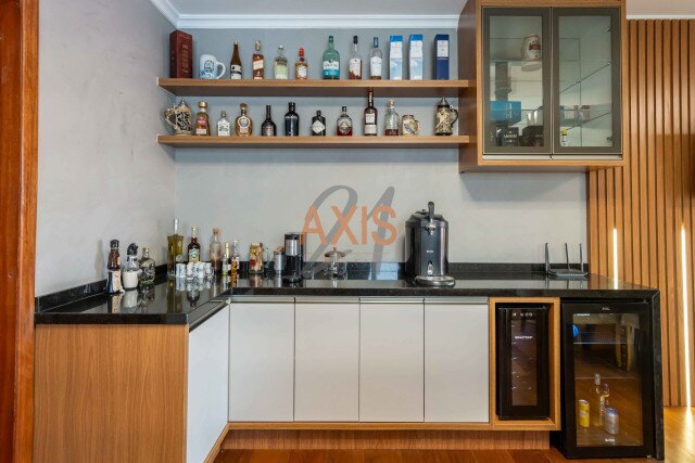 Apartamento no bairro Batel