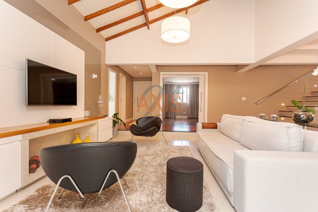 Casa em Condomínio no bairro Campo Comprido