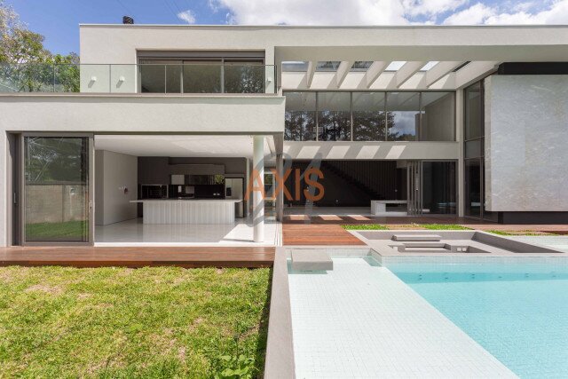 Casa em Condomínio no bairro Orleans