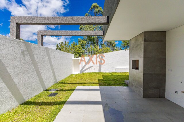 Casa em Condomínio no bairro Santa Felicidade