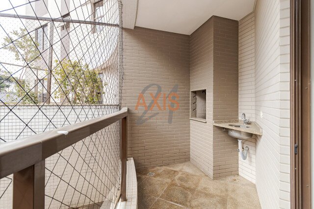 Apartamento no bairro Alto da XV