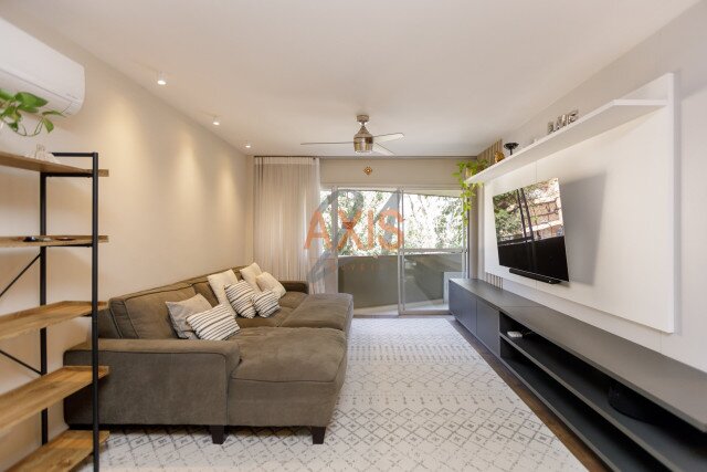 Apartamento no bairro Batel