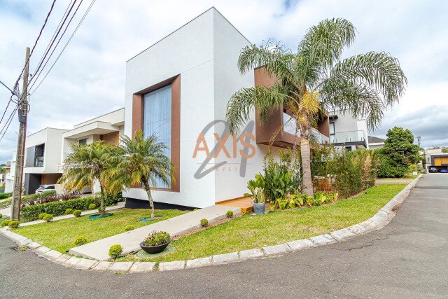Casa em Condomínio no bairro Santa Felicidade