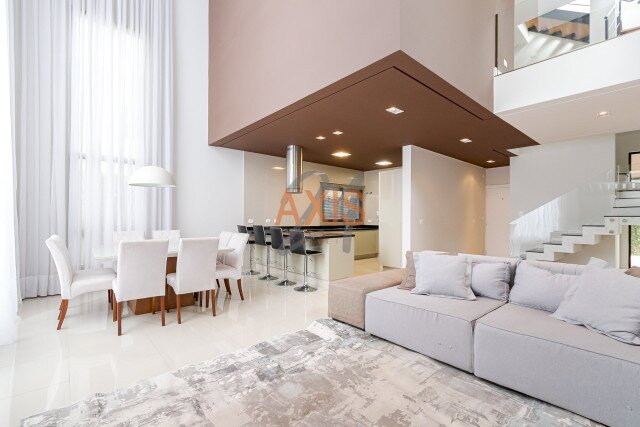 Casa em Condomínio no bairro Santa Felicidade