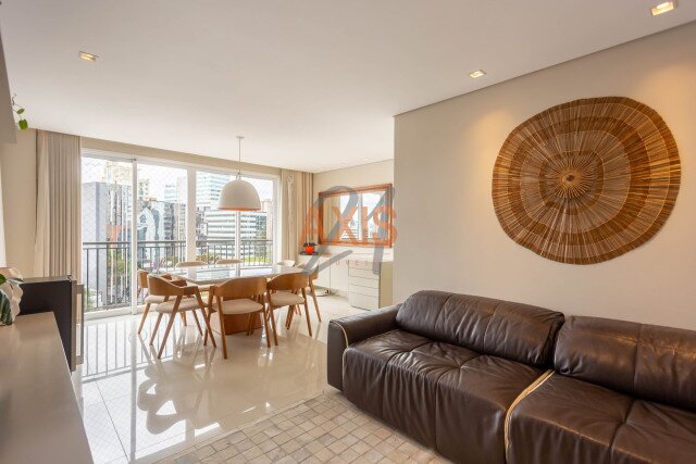 Apartamento no bairro Batel