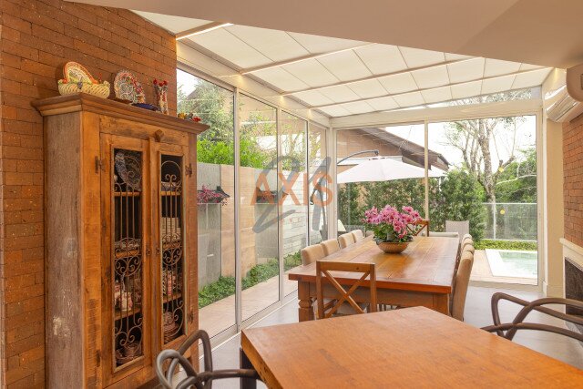 Casa em Condomínio no bairro Pilarzinho