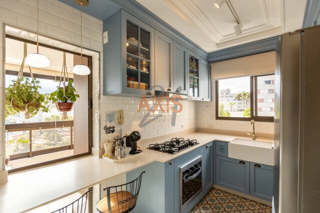 Apartamento no bairro Mercês