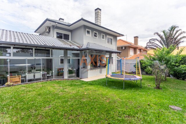 Casa em Condomínio no bairro Santa Felicidade