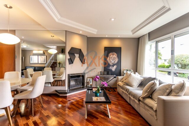 Casa em Condomínio no bairro Santa Felicidade