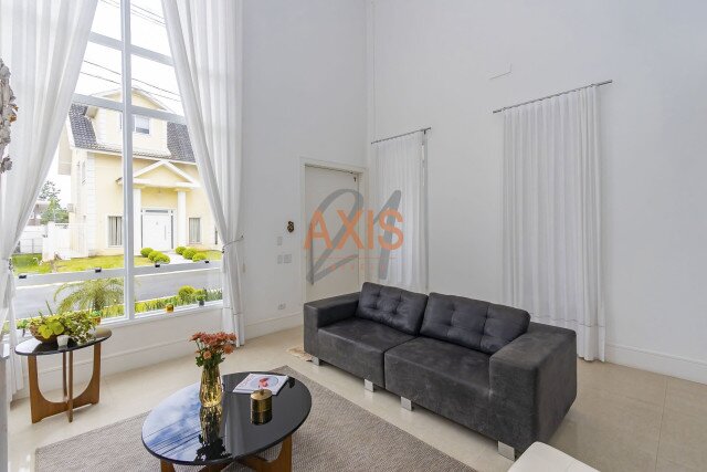 Casa em Condomínio no bairro Santa Felicidade