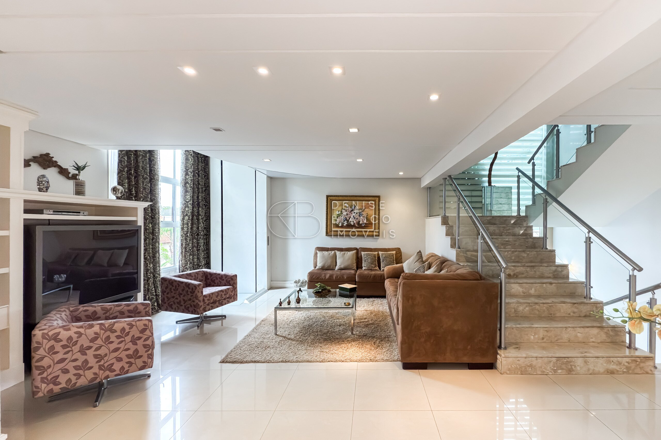 CASA EM CONDOMÍNIO em Santa Felicidade - Ref: DB0051