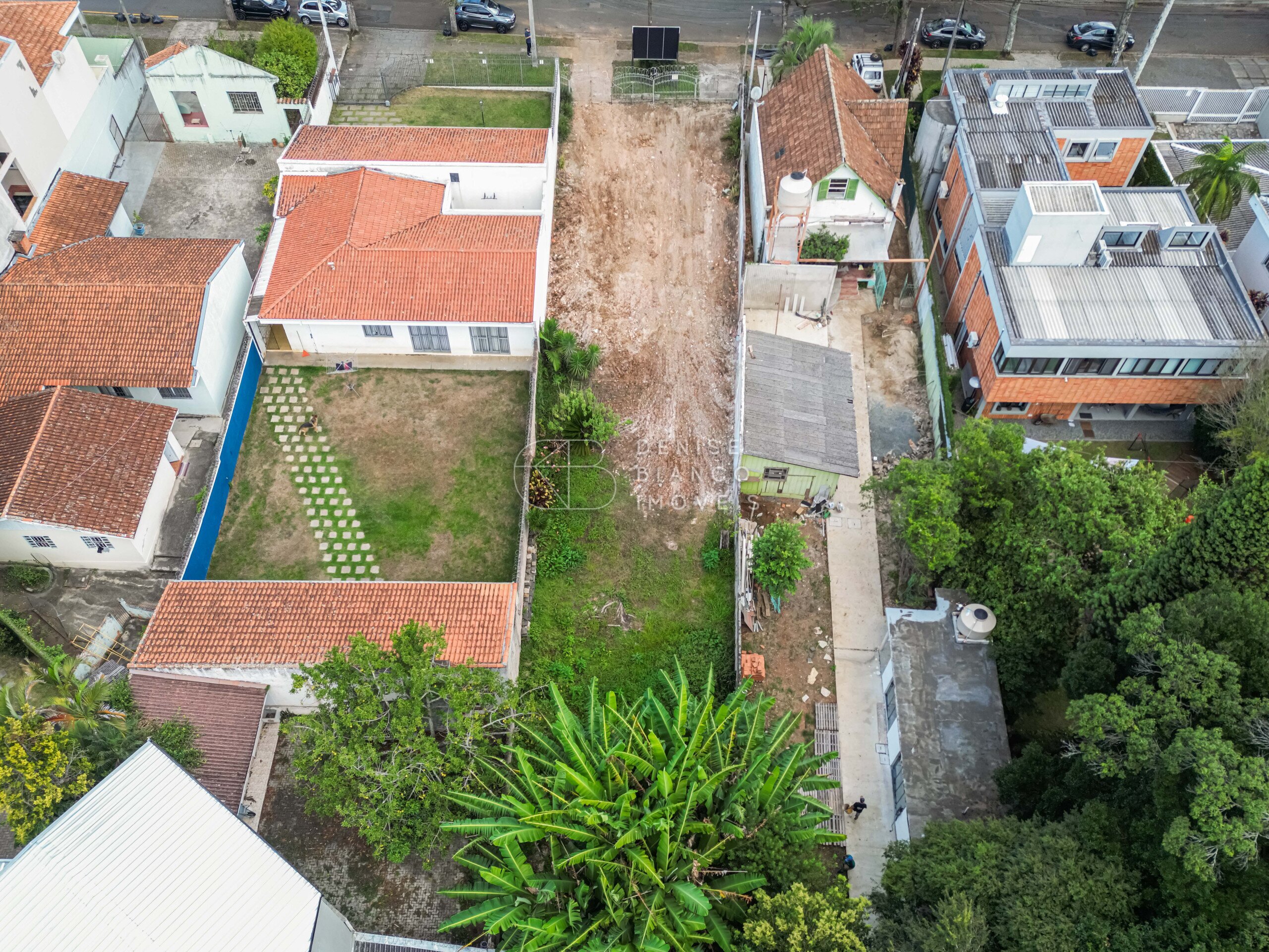 TERRENO em Mercês - Ref: DB0052