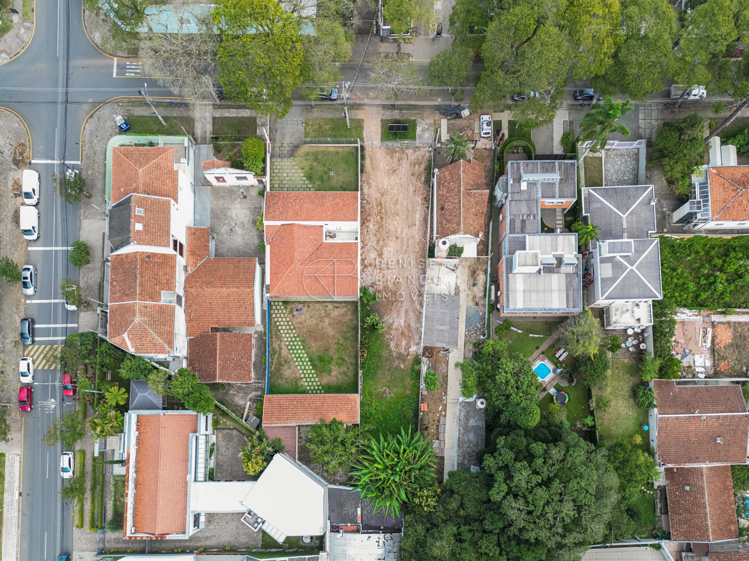 TERRENO em Mercês - Ref: DB0052