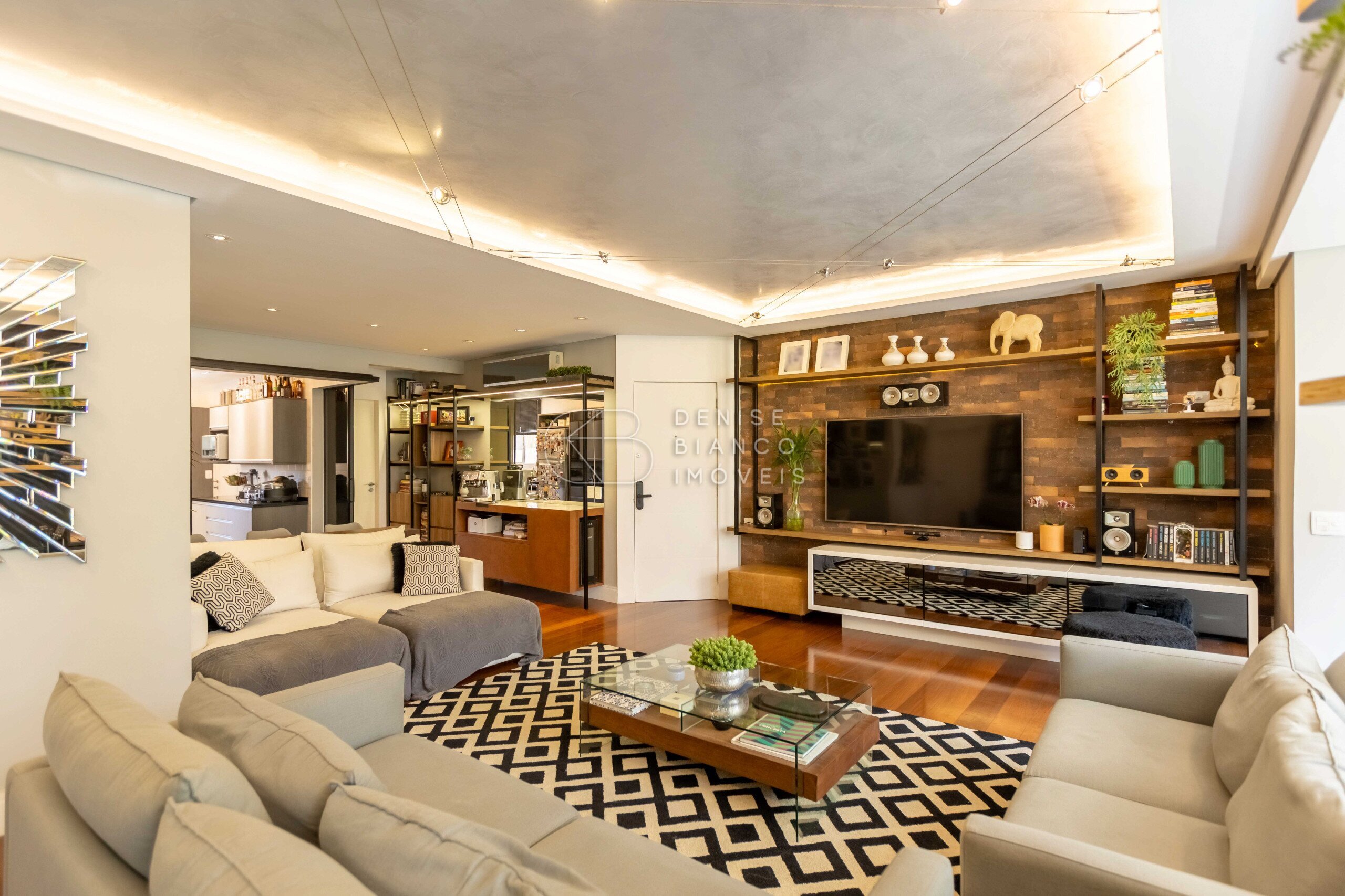 APARTAMENTO em Cabral - Ref: DB0068