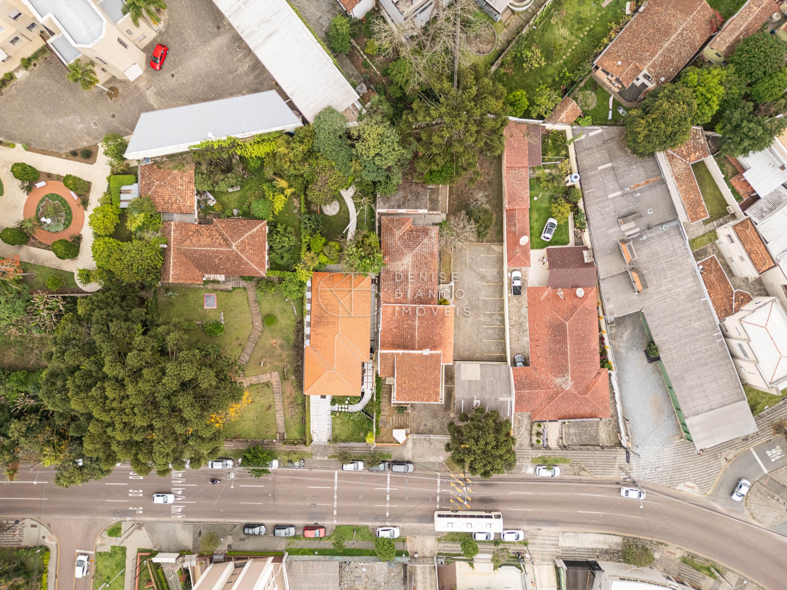 TERRENO em Centro Cívico - Ref: DB0075