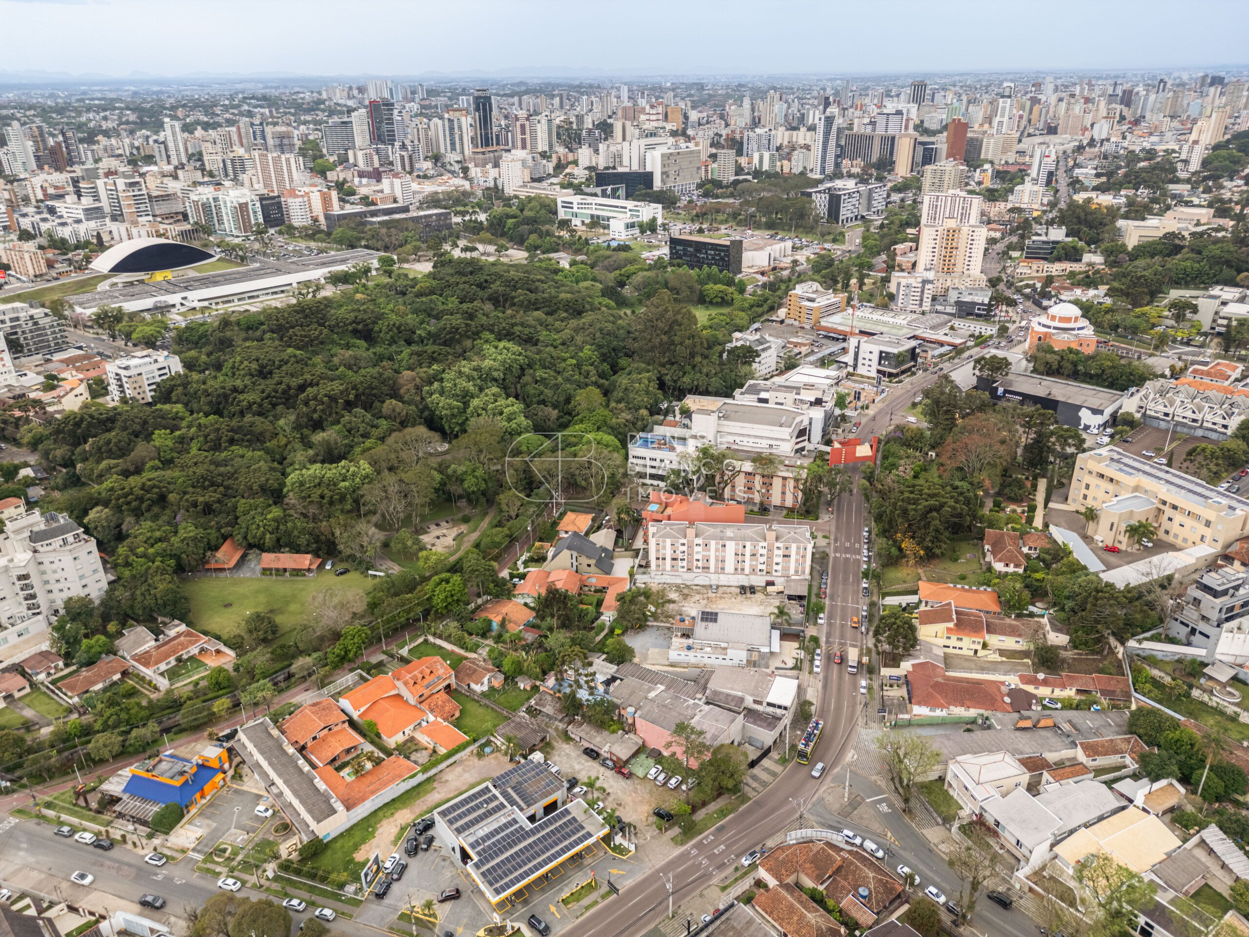 TERRENO em Centro Cívico - Ref: DB0075