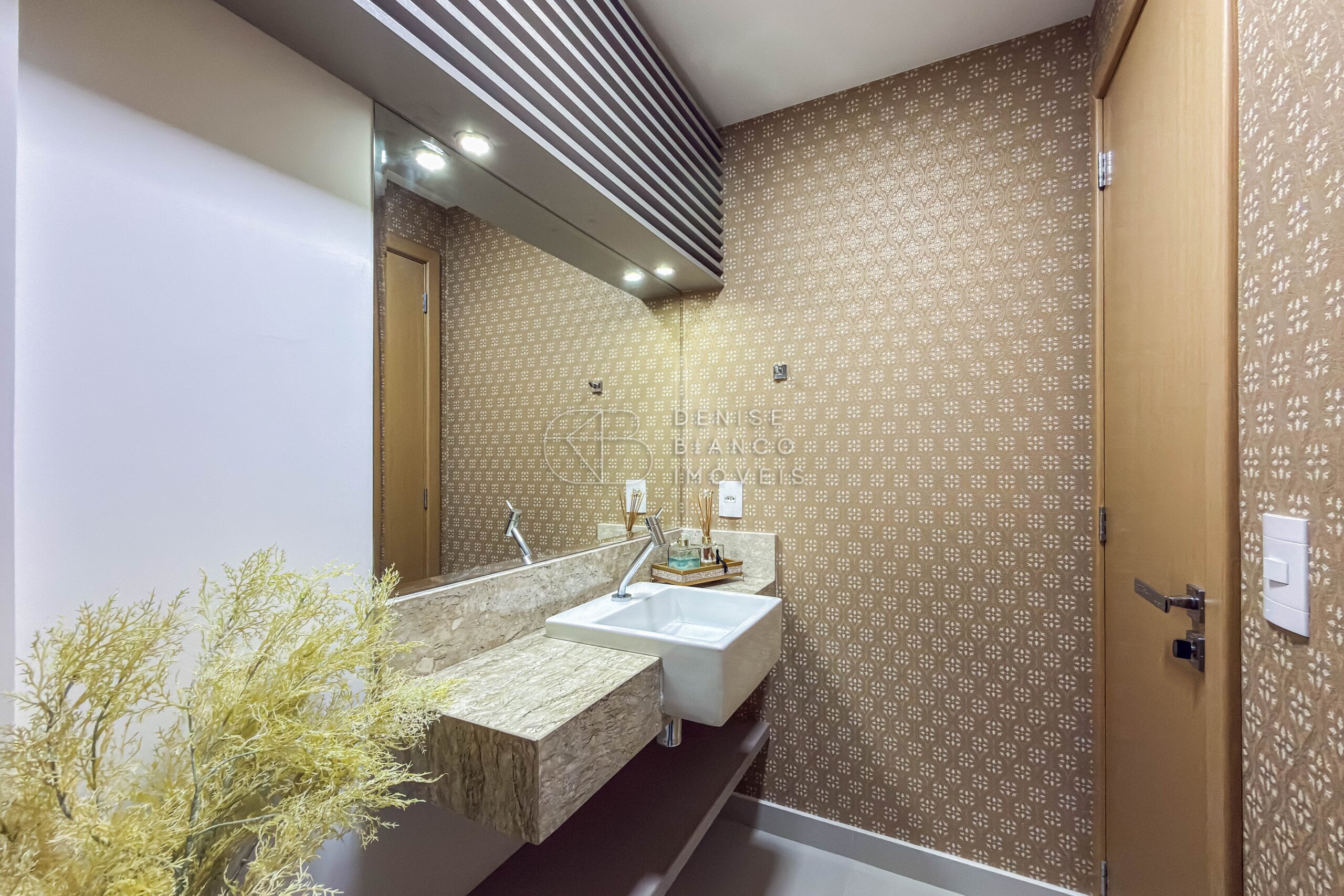 APARTAMENTO em Ecoville - Ref: DB0090