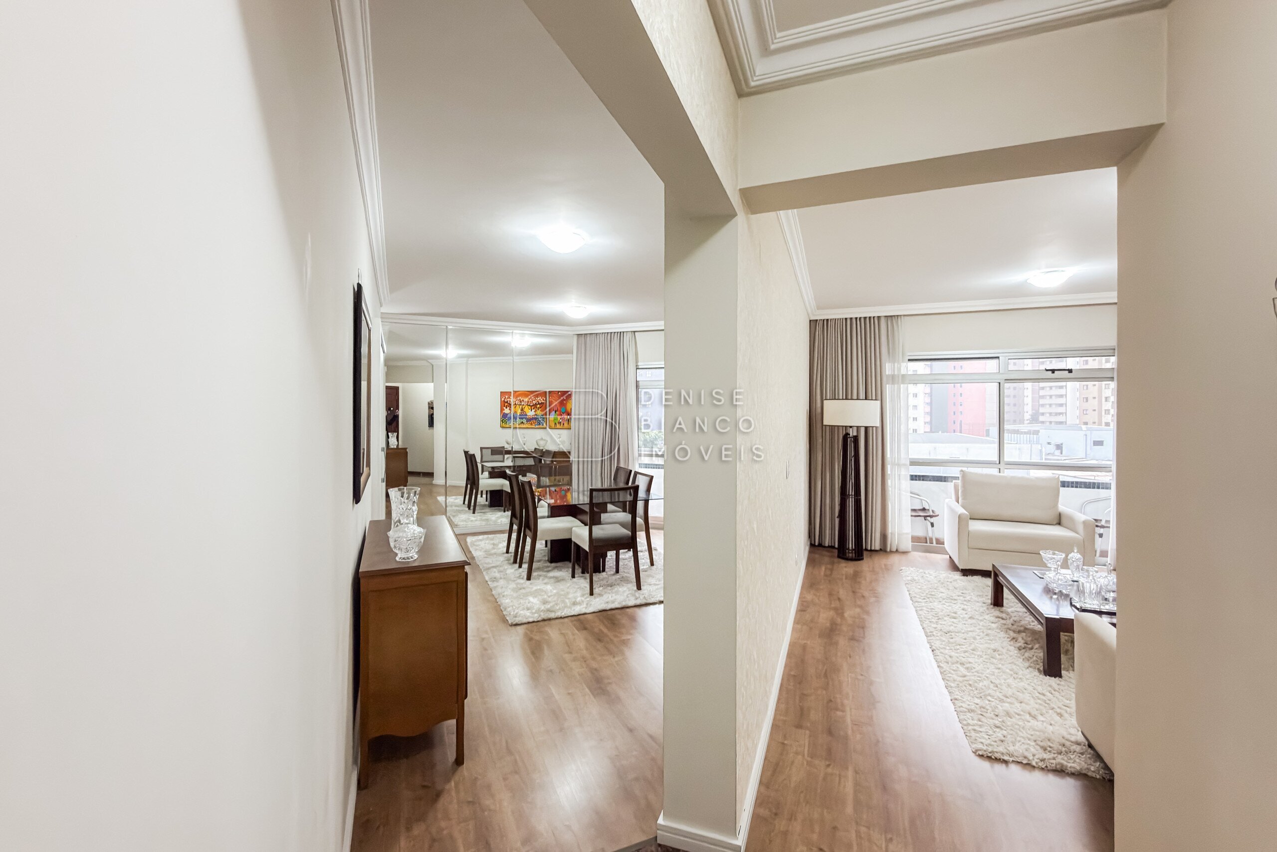 APARTAMENTO em Água Verde - Ref: DB0110