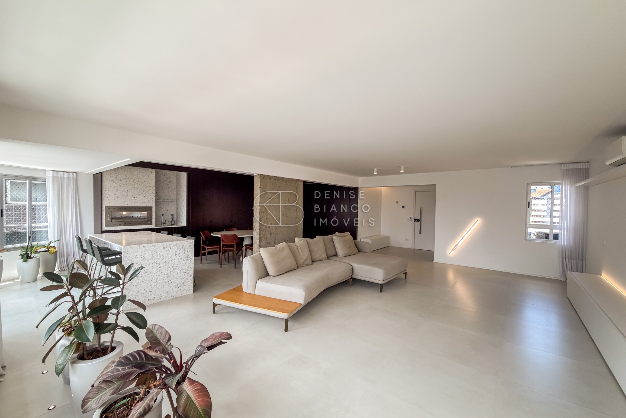 APARTAMENTO em Seminário - Ref: DB0112