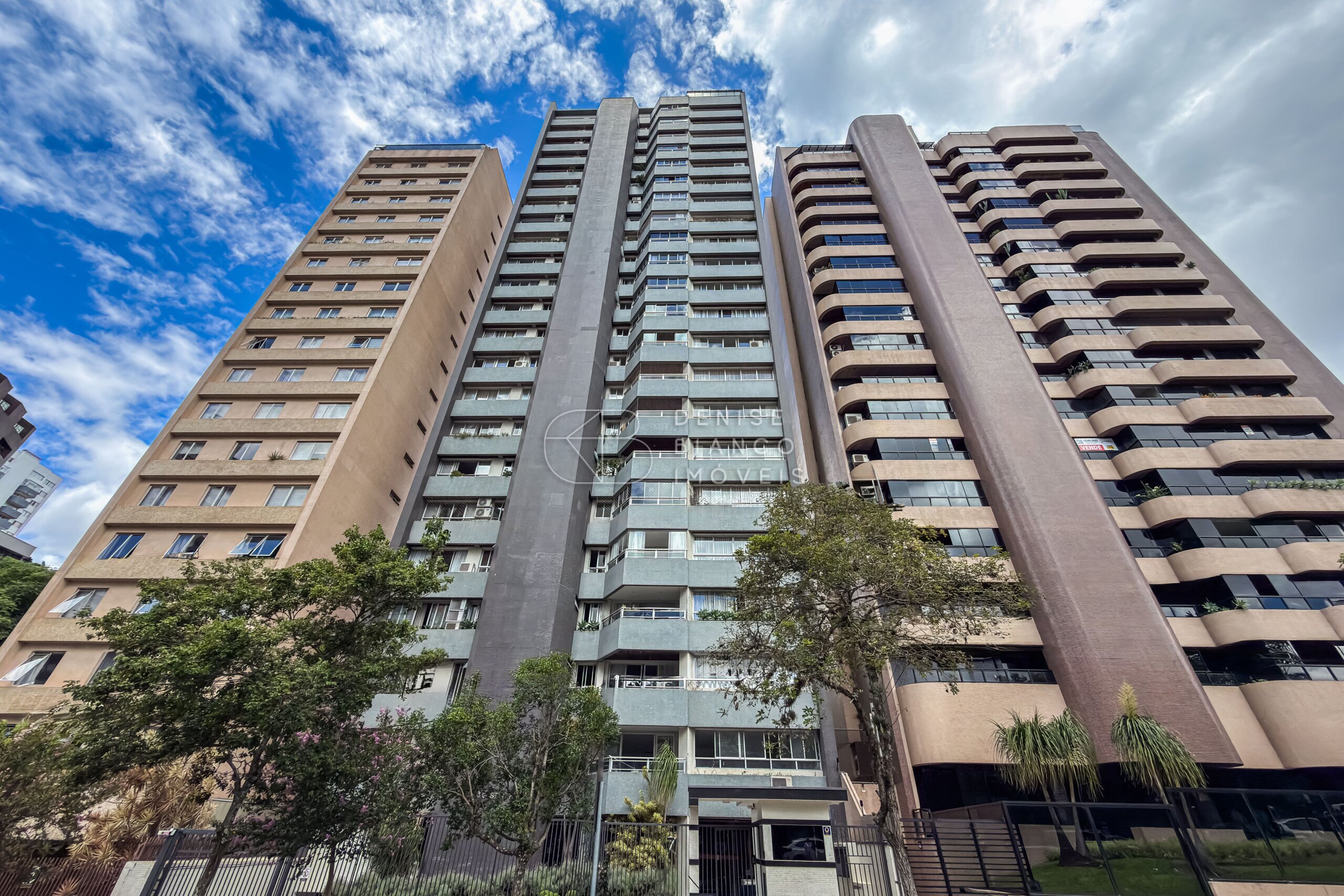 APARTAMENTO em Seminário - Ref: DB0112