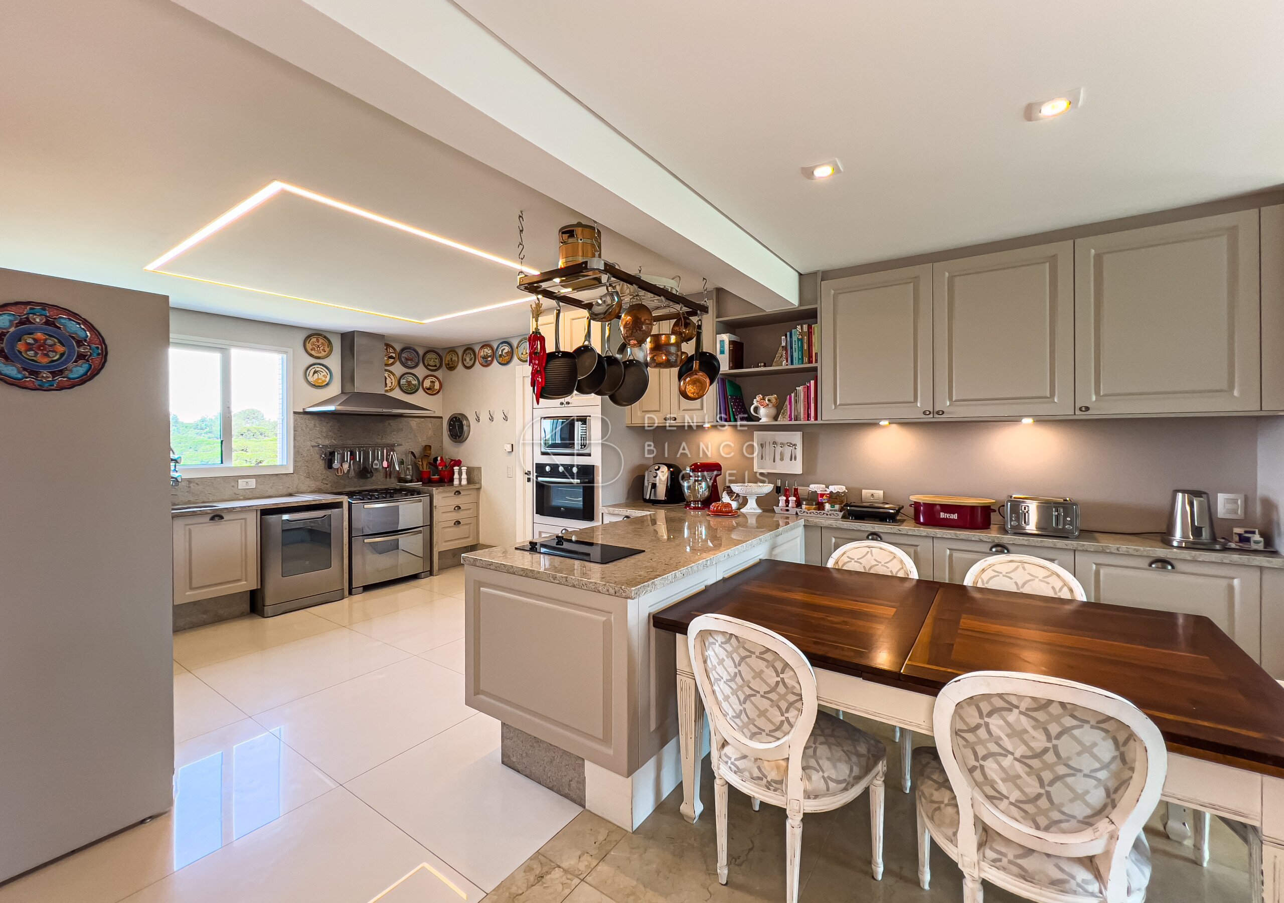APARTAMENTO em Ecoville - Ref: DB0118