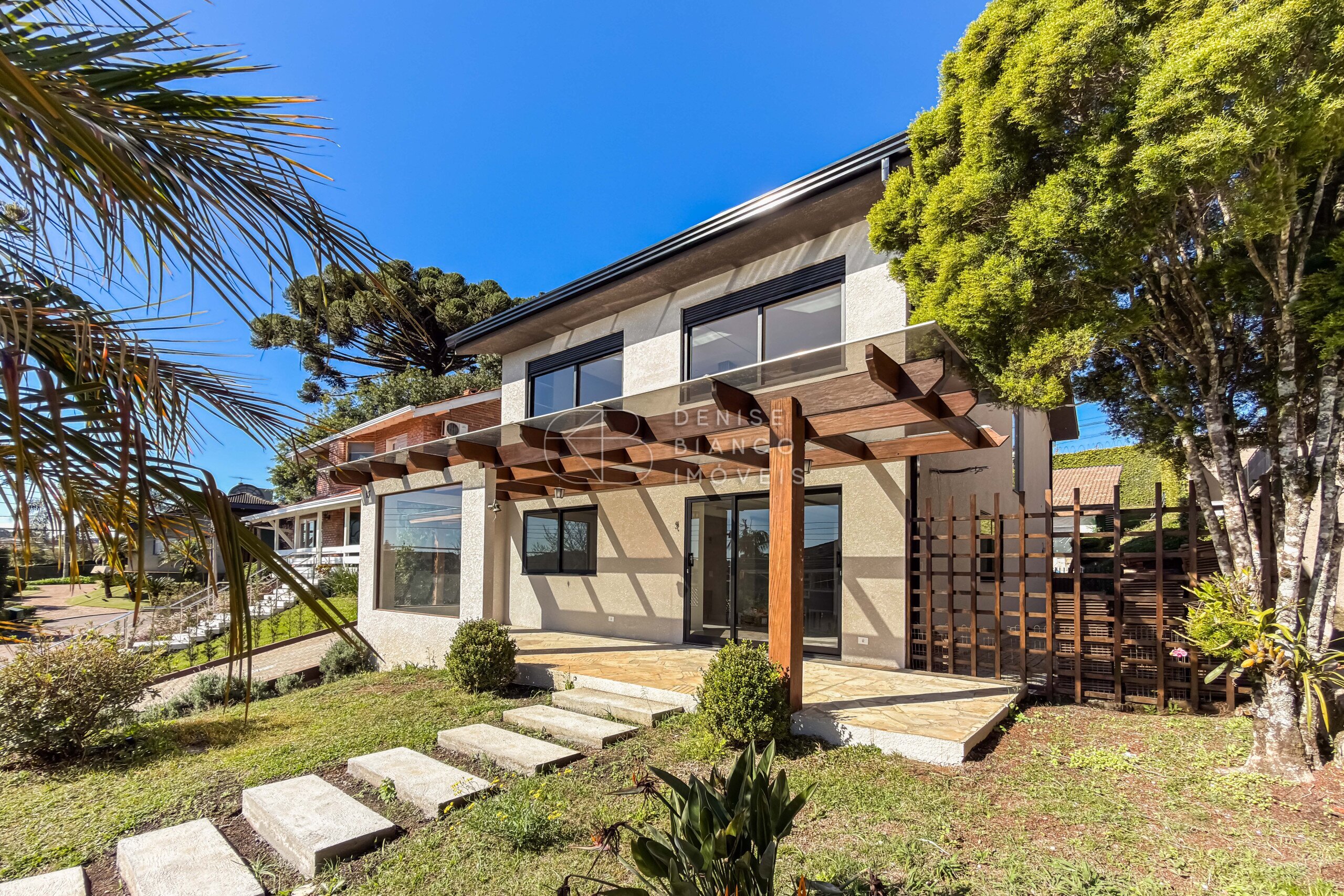 CASA EM CONDOMÍNIO em São João - Ref: DB0120