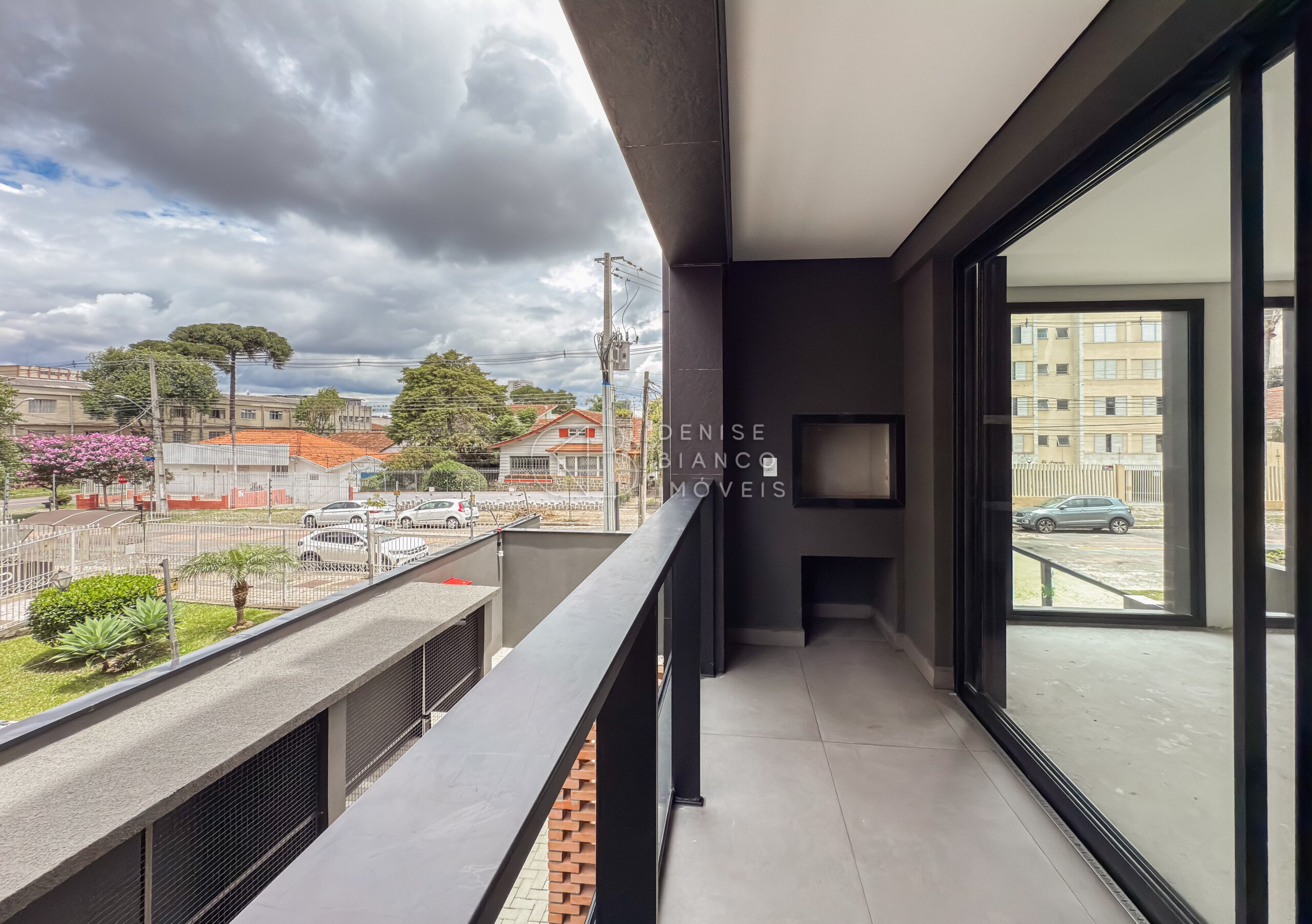 APARTAMENTO em Alto da Rua XV - Ref: DB0125
