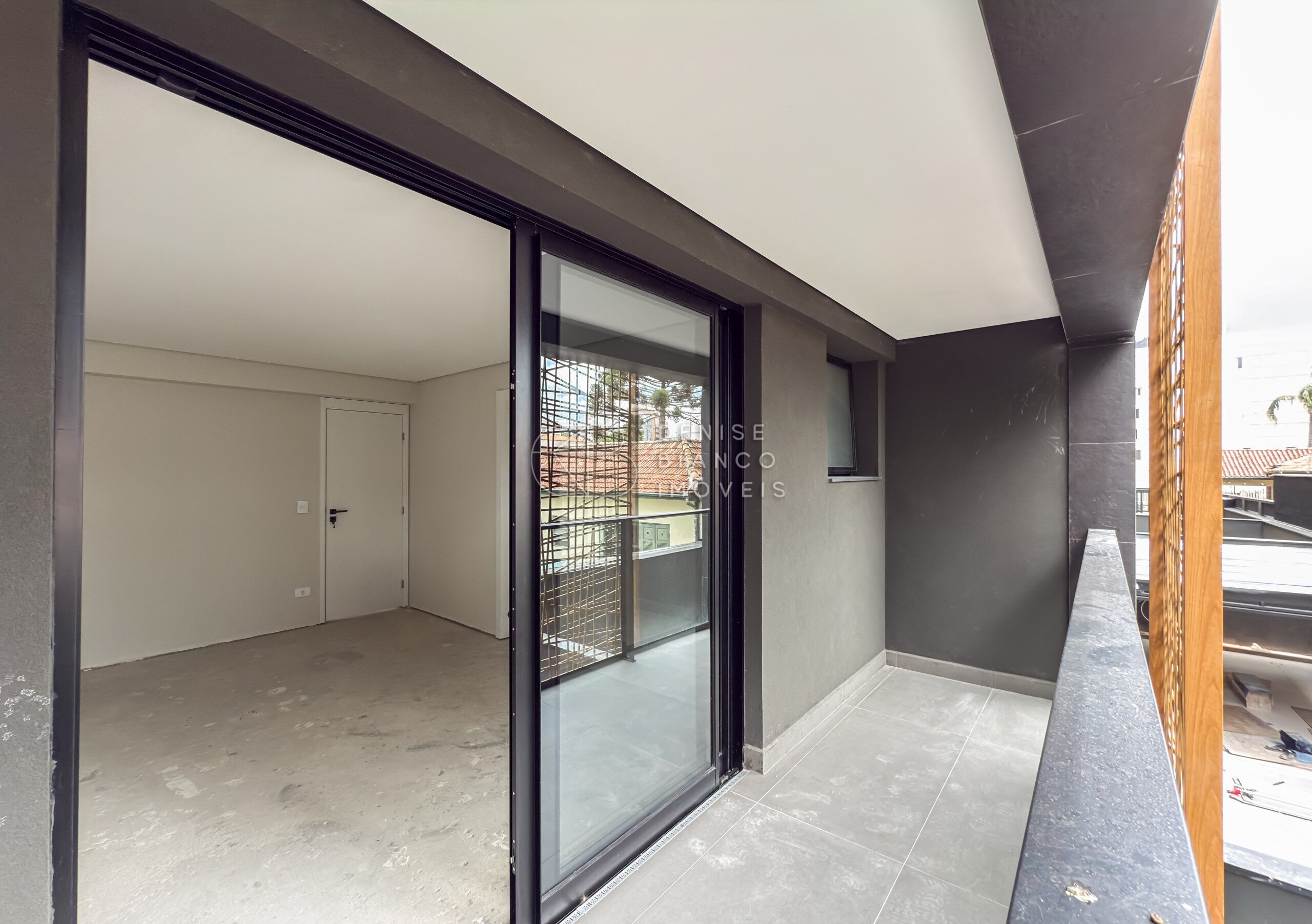 APARTAMENTO em Alto da Rua XV - Ref: DB0126