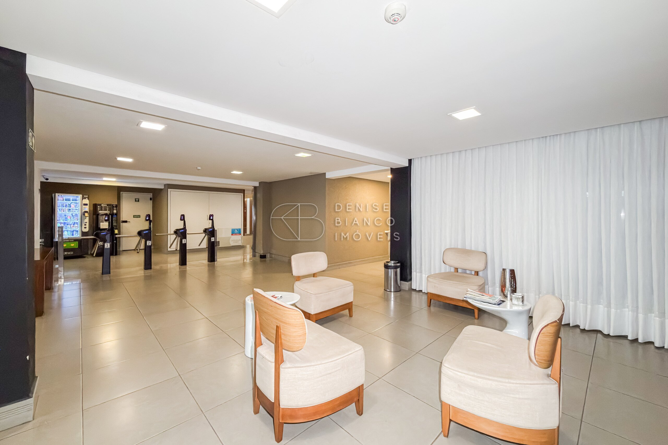 CONJUNTO/SALA COMERCIAL em Vila Izabel - Ref: DB0132