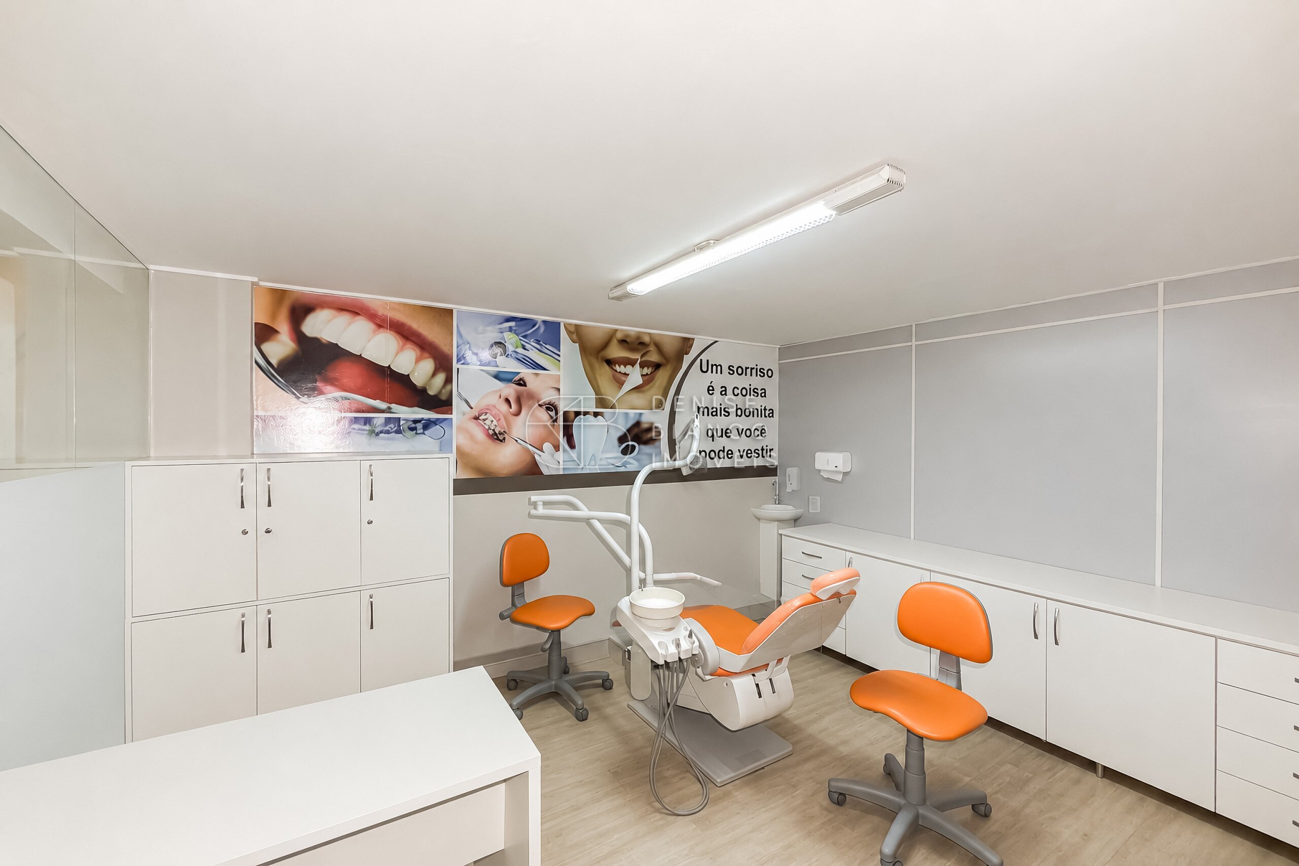 CONJUNTO/SALA COMERCIAL em Portão - Ref: DB0152